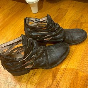 Freebird Black Ankle Booties